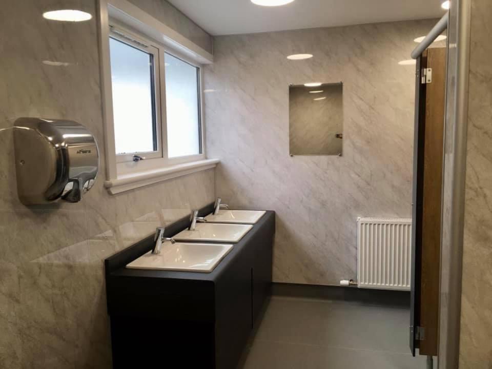 Great Glen Hostel Spean Bridge Extérieur photo