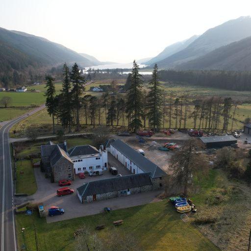 Great Glen Hostel Spean Bridge Extérieur photo
