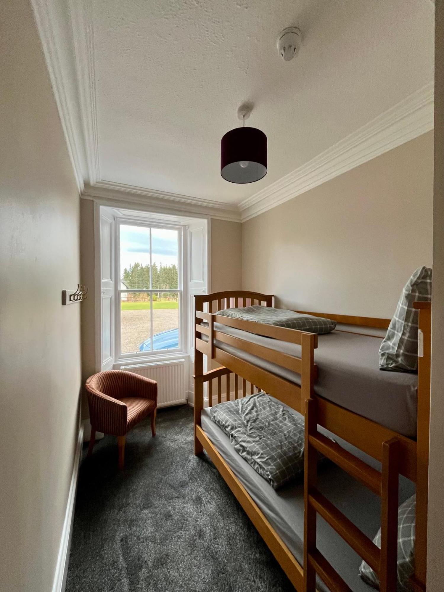 Great Glen Hostel Spean Bridge Extérieur photo