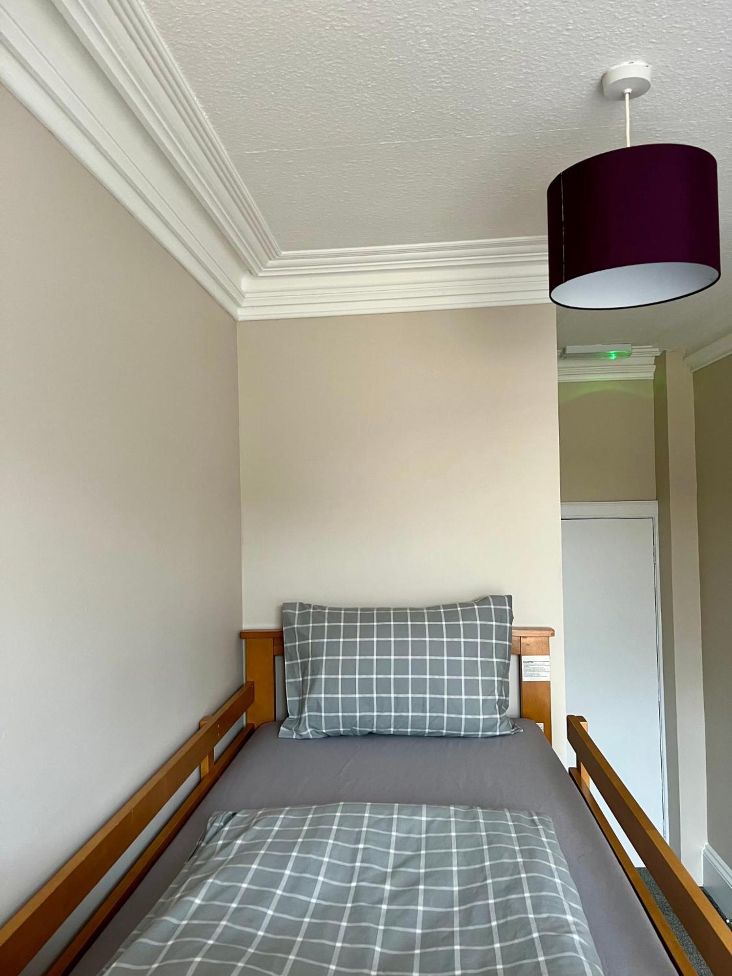 Great Glen Hostel Spean Bridge Extérieur photo