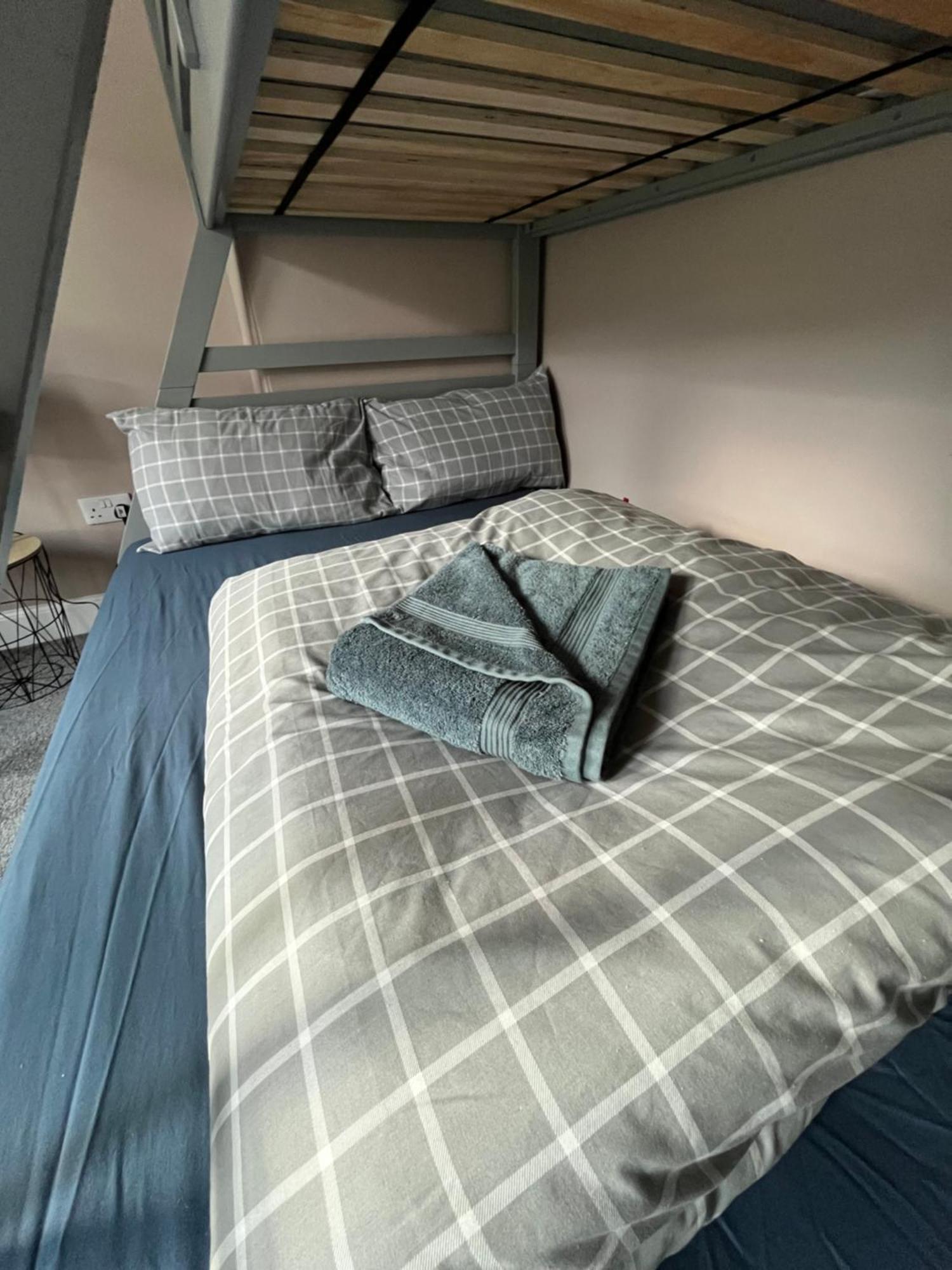 Great Glen Hostel Spean Bridge Extérieur photo
