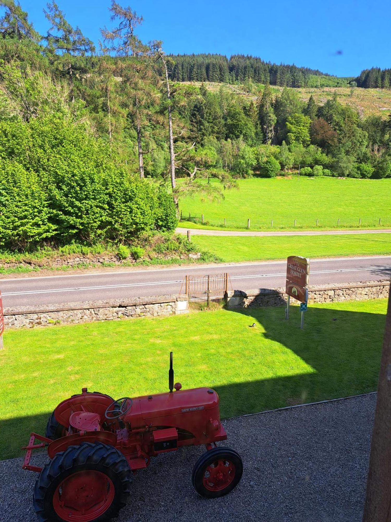 Great Glen Hostel Spean Bridge Extérieur photo
